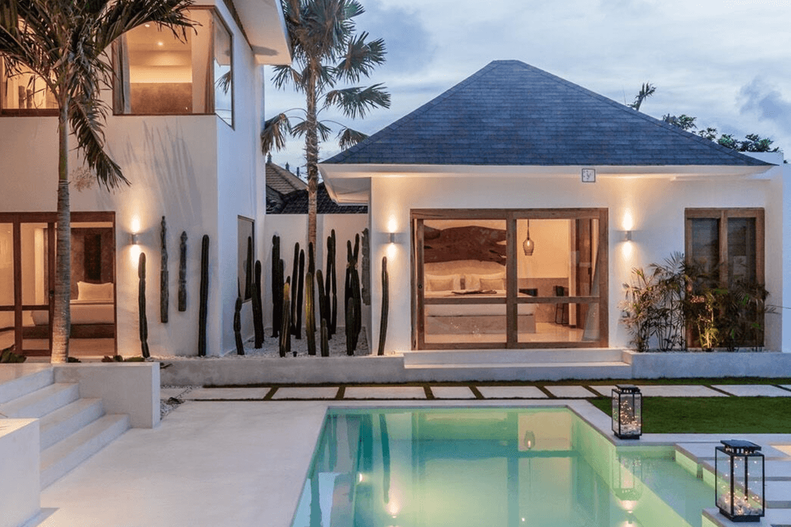 Featured listing on Sarah Johnson — Realty.bio